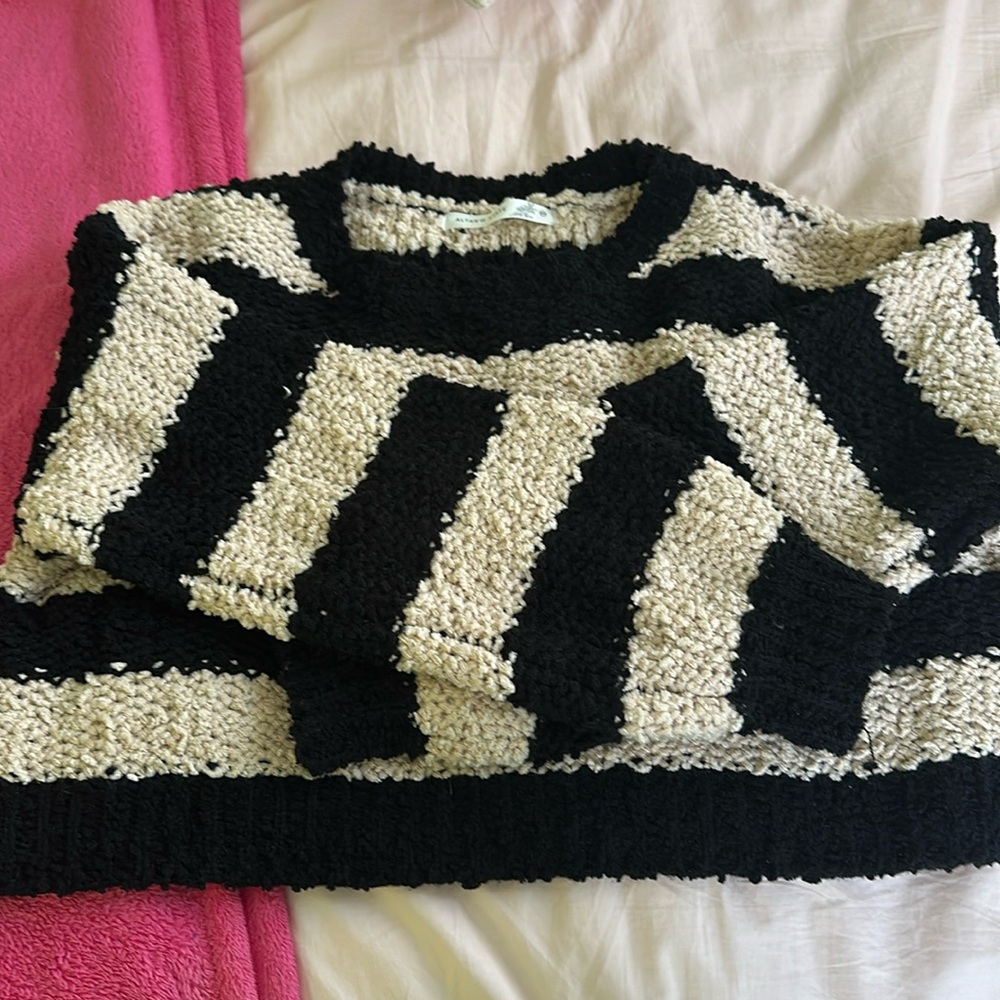 Altar’d State woven black and white striped cropped sweater size xs